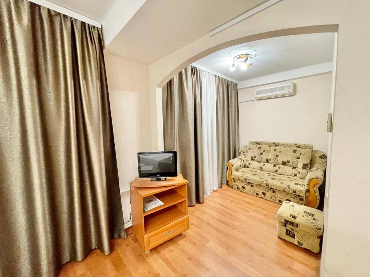Hotel 7F Κίεβο Εξωτερικό φωτογραφία