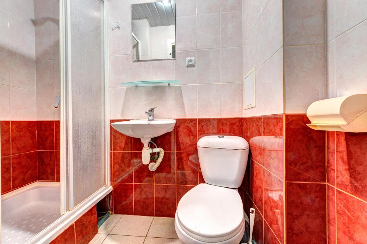 Hotel 7F Κίεβο Εξωτερικό φωτογραφία